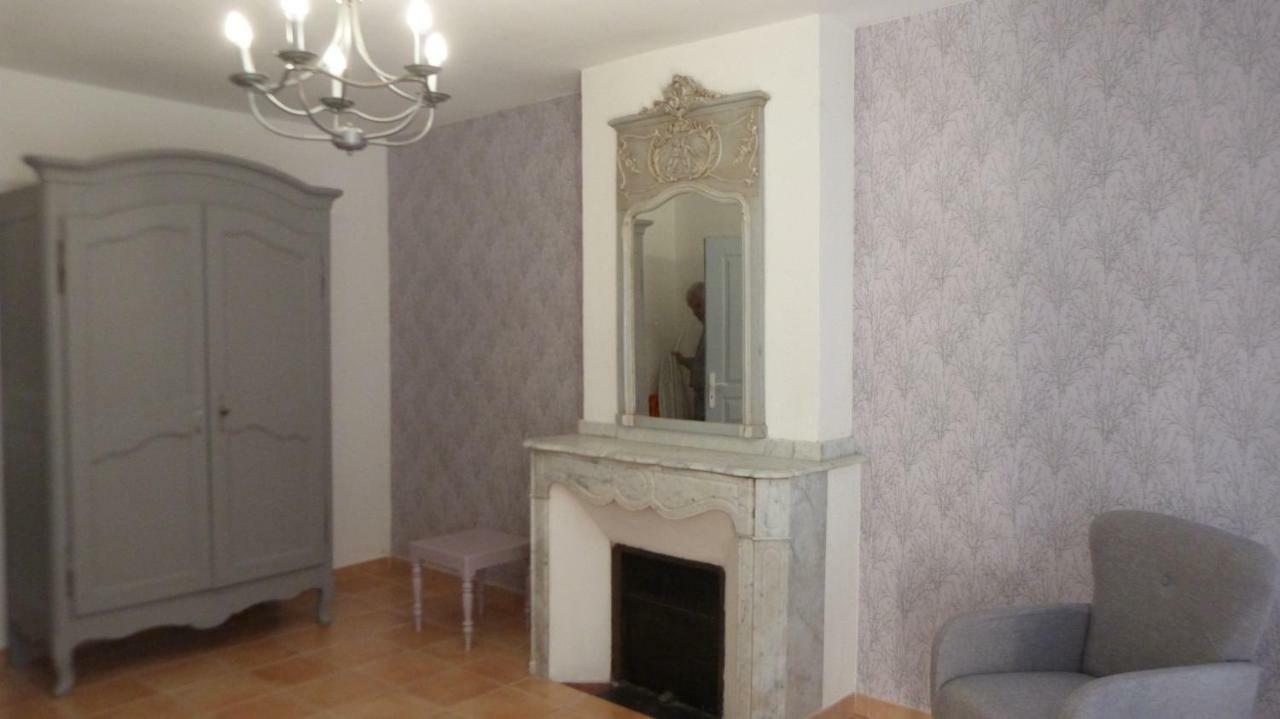 A L'Ombre De La Cathedrale Apartment Нарбон Екстериор снимка