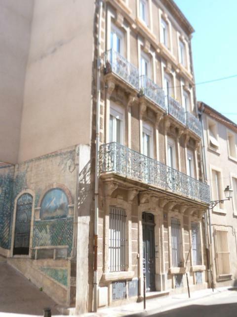 A L'Ombre De La Cathedrale Apartment Нарбон Екстериор снимка